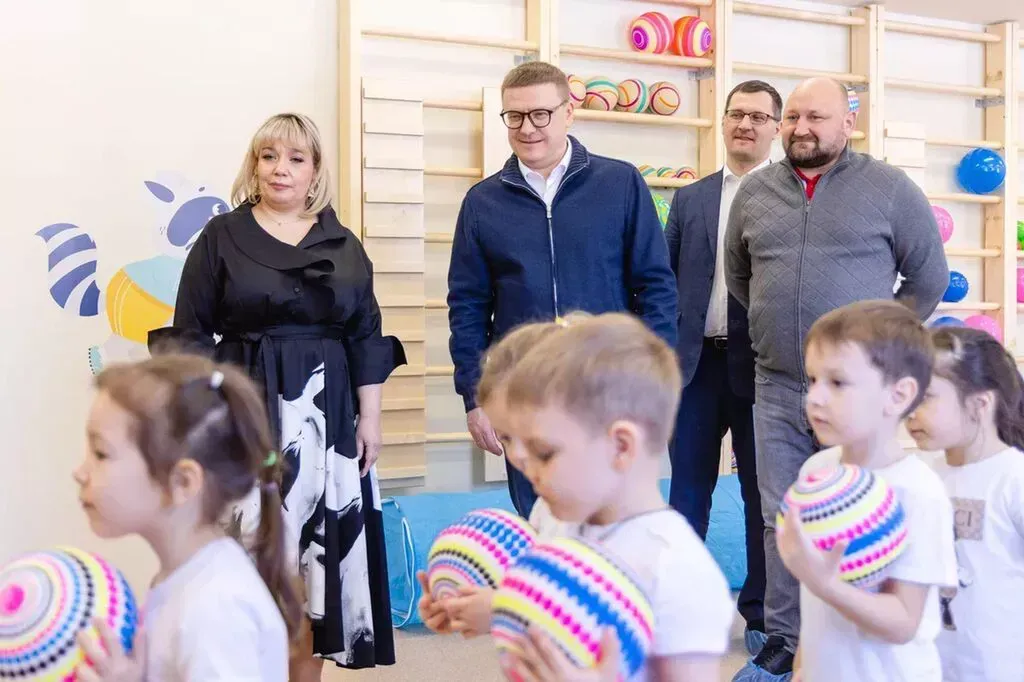 eeea4086-9ac6-4317-936b-904c18d69ce9