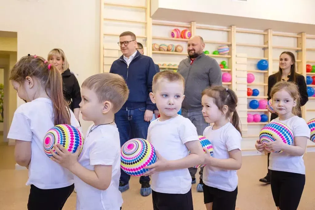 f4438bd1-b2fa-4541-8baf-1653b83af1da